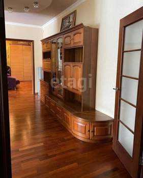 3-к квартира, вторичка, 155м2, 1/6 этаж