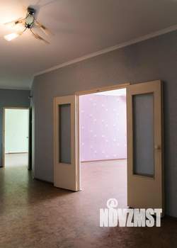 2-к квартира, вторичка, 76м2, 1/14 этаж