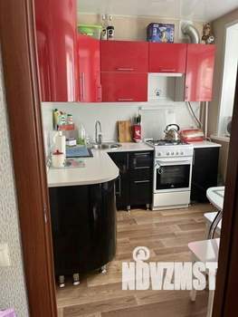 2-к квартира, вторичка, 44м2, 1/4 этаж