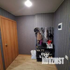 1-к квартира, вторичка, 38м2, 1/18 этаж