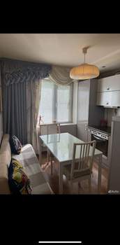 2-к квартира, вторичка, 50м2, 3/8 этаж