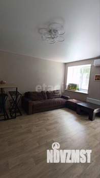 2-к квартира, вторичка, 68м2, 1/10 этаж