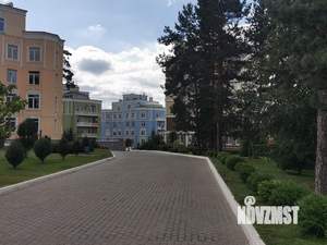 Студия квартира, вторичка, 175м2, 1/5 этаж
