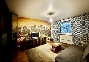 2-к квартира, вторичка, 42м2, 1/16 этаж