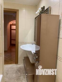 2-к квартира, вторичка, 70м2, 10/15 этаж