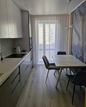 4-к квартира, вторичка, 76м2, 6/14 этаж