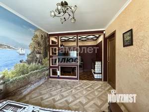 4-к квартира, вторичка, 61м2, 1/5 этаж