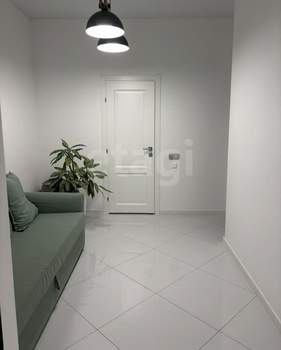 2-к квартира, вторичка, 82м2, 3/5 этаж