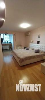 4-к квартира, вторичка, 200м2, 7/9 этаж