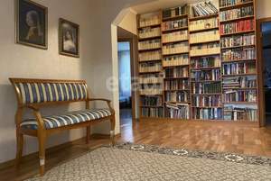 4-к квартира, вторичка, 139м2, 2/10 этаж