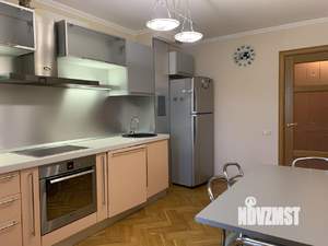 2-к квартира, вторичка, 70м2, 10/15 этаж