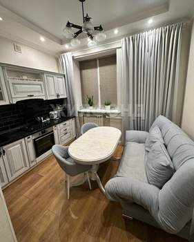 2-к квартира, вторичка, 54м2, 1/3 этаж