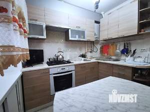 2-к квартира, вторичка, 44м2, 1/4 этаж