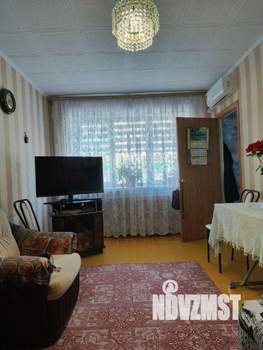 2-к квартира, вторичка, 43м2, 1/4 этаж