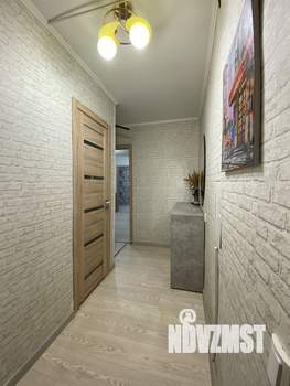 2-к квартира, вторичка, 45м2, 1/4 этаж