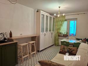 2-к квартира, вторичка, 59м2, 1/4 этаж