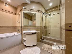 4-к квартира, вторичка, 147м2, 6/6 этаж