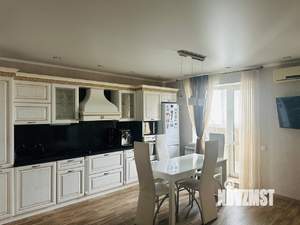 2-к квартира, вторичка, 52м2, 10/10 этаж