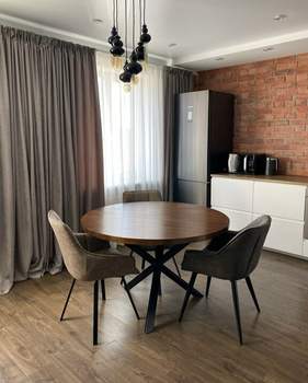 3-к квартира, вторичка, 100м2, 3/10 этаж