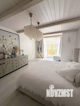 2-к квартира, вторичка, 101м2, 2/4 этаж