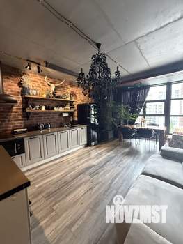 2-к квартира, вторичка, 101м2, 2/4 этаж