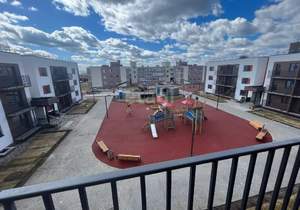 2-к квартира, вторичка, 72м2, 3/3 этаж