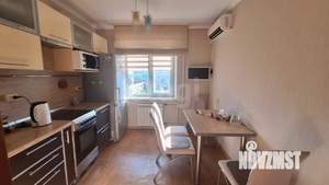 2-к квартира, вторичка, 67м2, 9/9 этаж