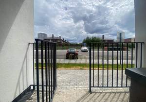 2-к квартира, вторичка, 68м2, 1/3 этаж