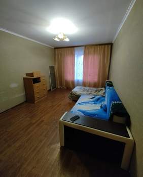 2-к квартира, вторичка, 45м2, 1/5 этаж
