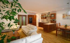 4-к квартира, вторичка, 135м2, 5/9 этаж