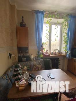 2-к квартира, вторичка, 58м2, 3/3 этаж