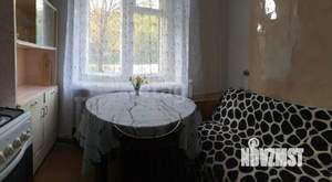 2-к квартира, вторичка, 61м2, 1/3 этаж