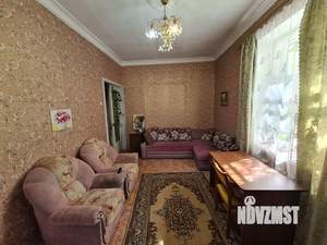 3-к квартира, вторичка, 74м2, 1/3 этаж