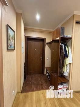 2-к квартира, вторичка, 63м2, 2/18 этаж