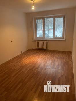 2-к квартира, вторичка, 56м2, 1/5 этаж