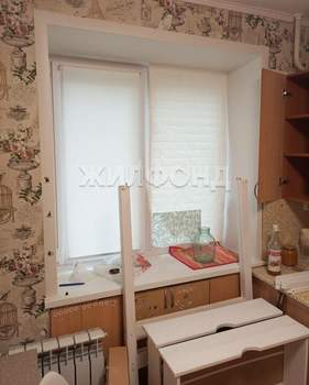2-к квартира, вторичка, 43м2, 1/5 этаж