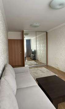 3-к квартира, вторичка, 68м2, 10/14 этаж