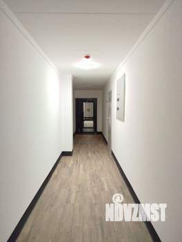 Студия квартира, вторичка, 70м2, 1/3 этаж