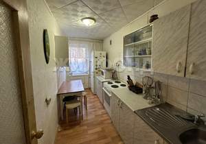 4-к квартира, вторичка, 70м2, 2/9 этаж