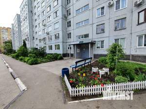 3-к квартира, вторичка, 65м2, 9/9 этаж