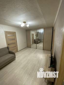 2-к квартира, вторичка, 45м2, 1/4 этаж