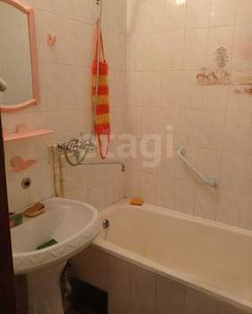 2-к квартира, вторичка, 52м2, 3/5 этаж