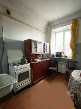 2-к квартира, вторичка, 63м2, 3/3 этаж