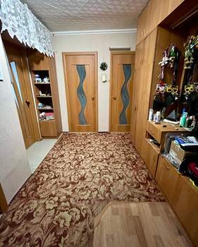 2-к квартира, вторичка, 49м2, 1/5 этаж