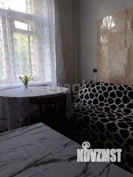 2-к квартира, вторичка, 61м2, 1/3 этаж
