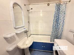 2-к квартира, вторичка, 69м2, 4/8 этаж