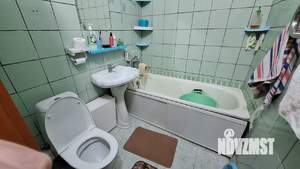 2-к квартира, вторичка, 46м2, 1/4 этаж