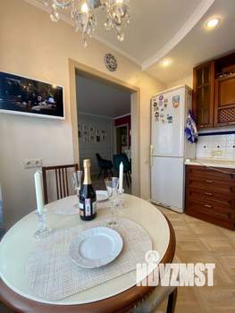 3-к квартира, вторичка, 65м2, 9/9 этаж