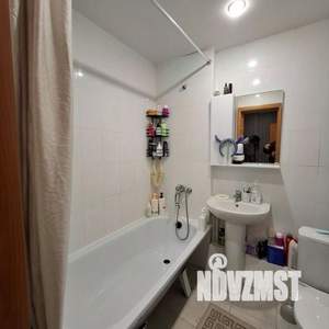 1-к квартира, вторичка, 38м2, 1/18 этаж