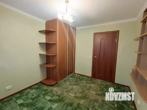 4-к квартира, вторичка, 63м2, 5/5 этаж
